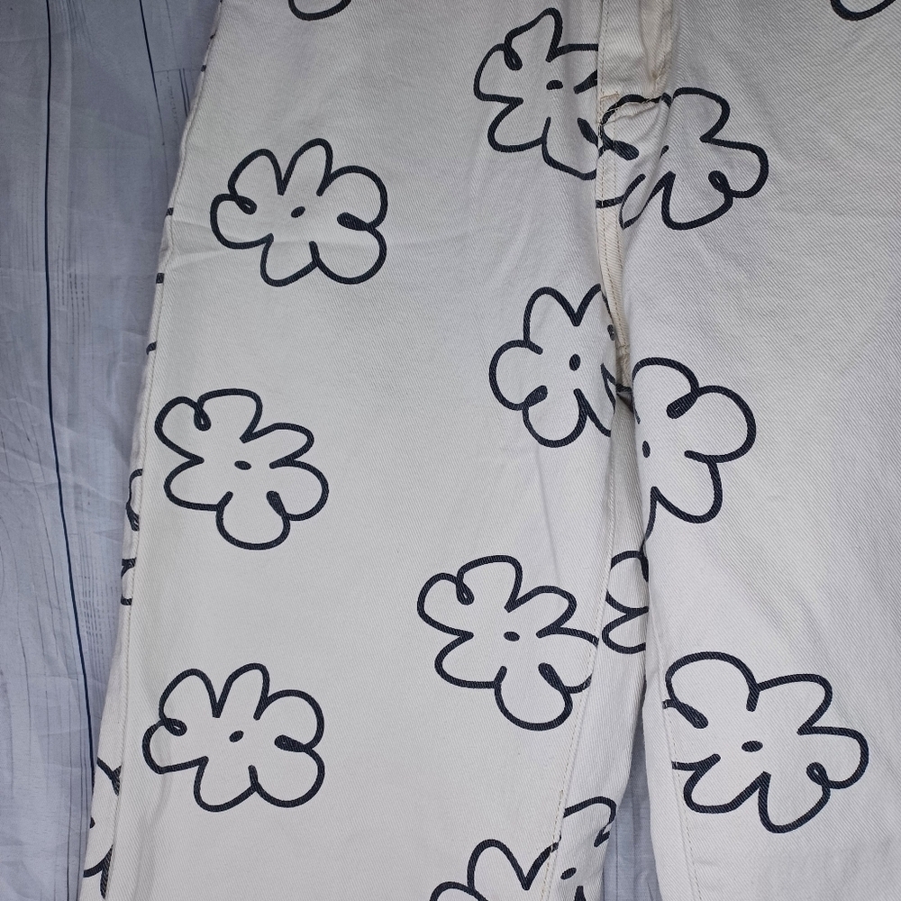 Floral Print Off White Boho Jeans - Picture 7 of 13